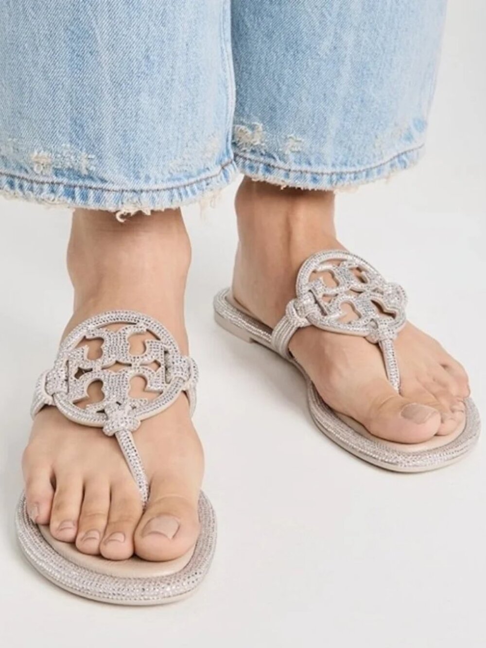 NWOB Womens Tory Burch Stone Grey Miller Knotted Crystal Pave Thong Sandal 8.5